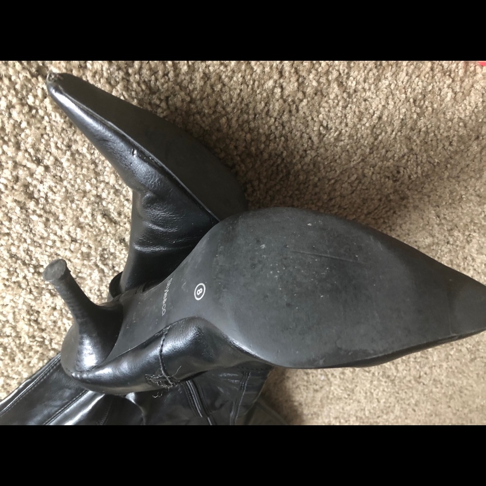 Shoes - Picture 4 of 4